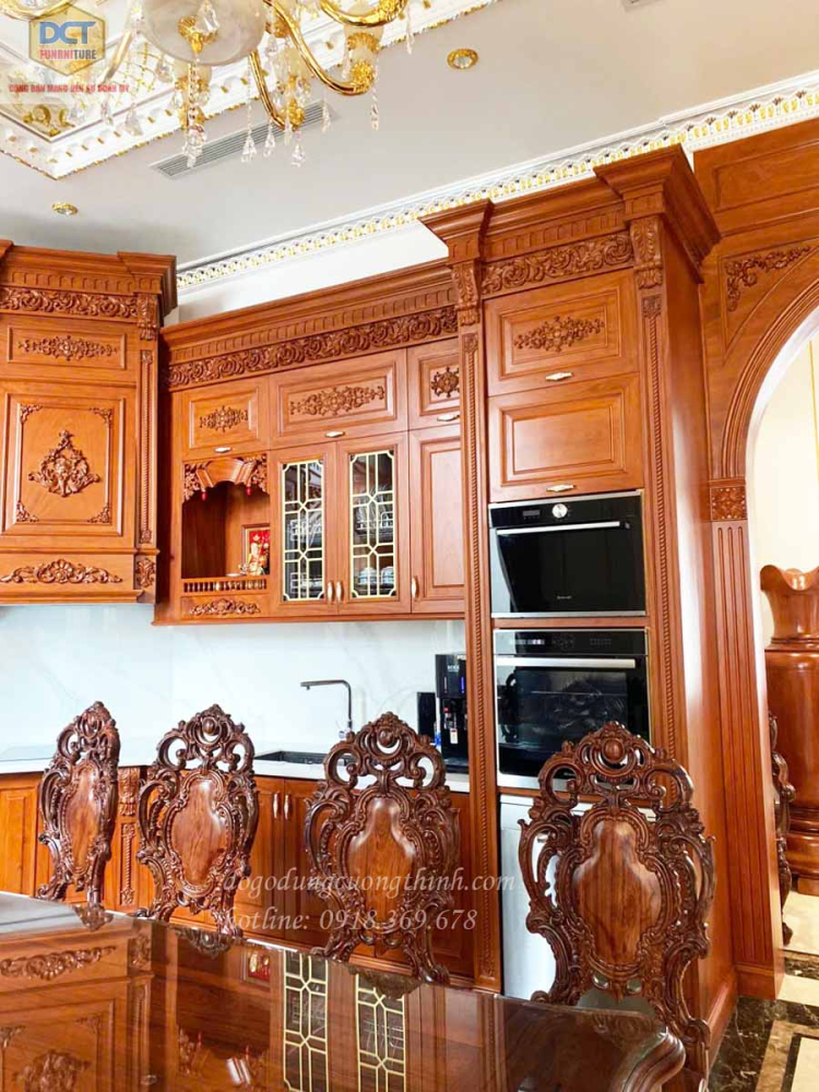 Mẫu tủ bếp cổ điển TB54 gỗ gõ đỏ